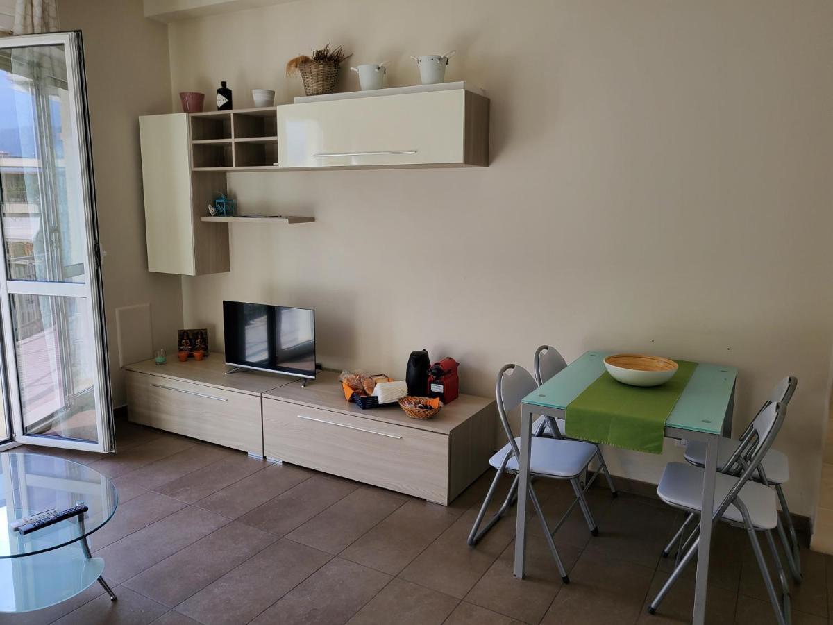 דירות Albenga House מראה חיצוני תמונה